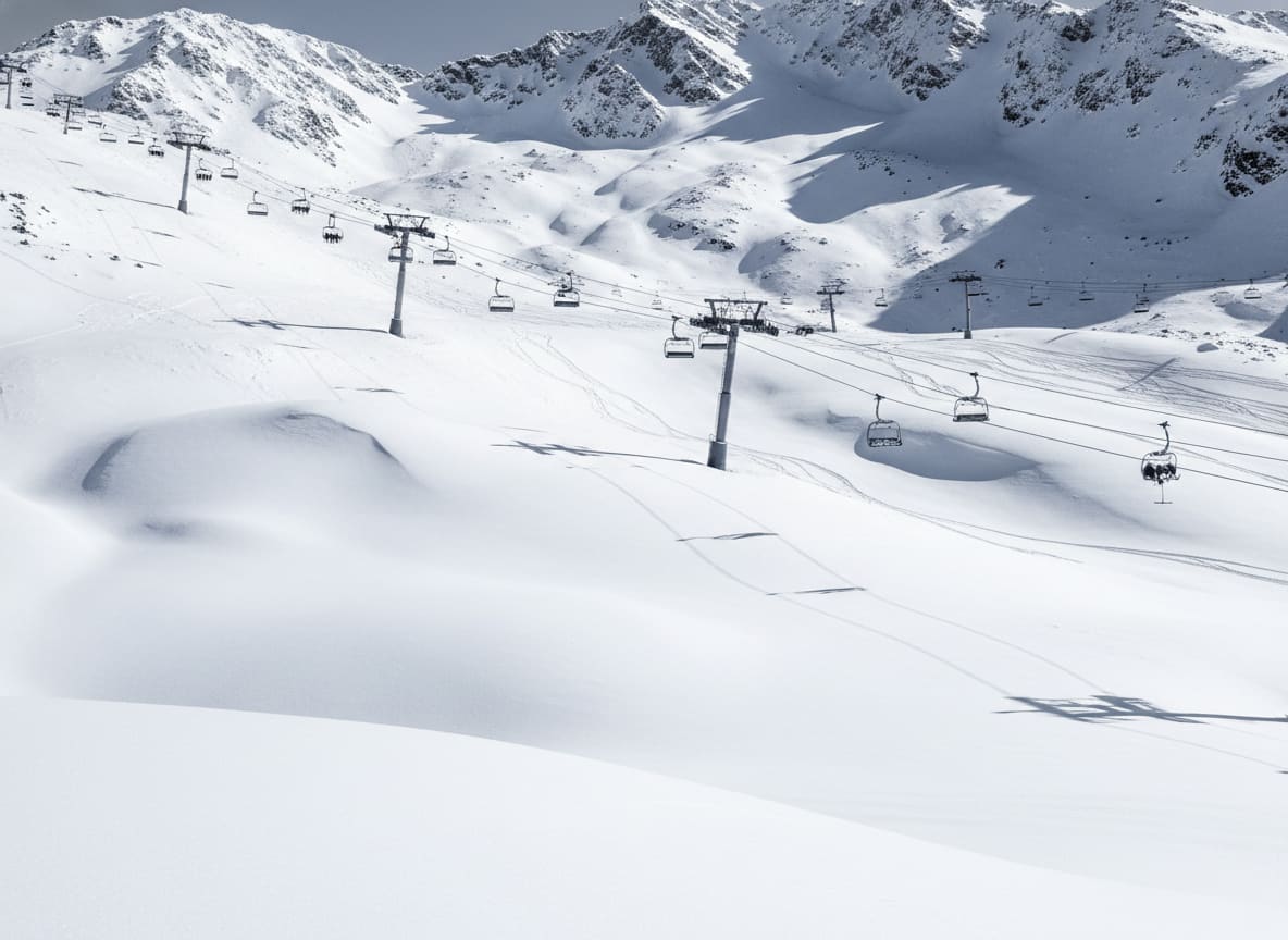 Las Leñas · Programa de Nieve - Programa completo a Las Leñas: traslados VIP, alquiler de equipos, medios de elevación, alojamiento 